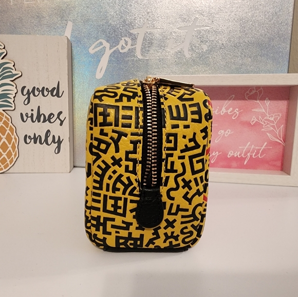 Coach Disney Mickey Mouse X Keith Haring Small make up bag - Picture 3 of 11